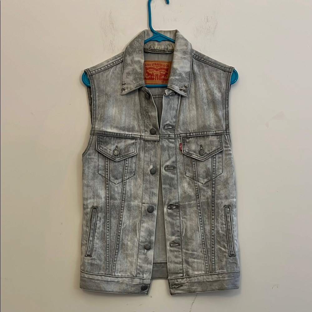 Levi's Gray Denim Vest Size Small